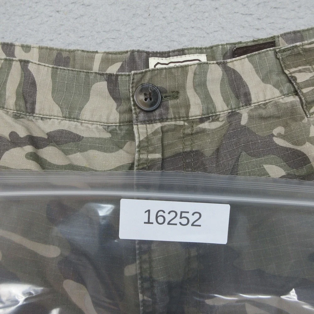 CE Schmidt Workwear Cargo Shorts Mens 40x11 Green Camo Cotton Ripstop Utility